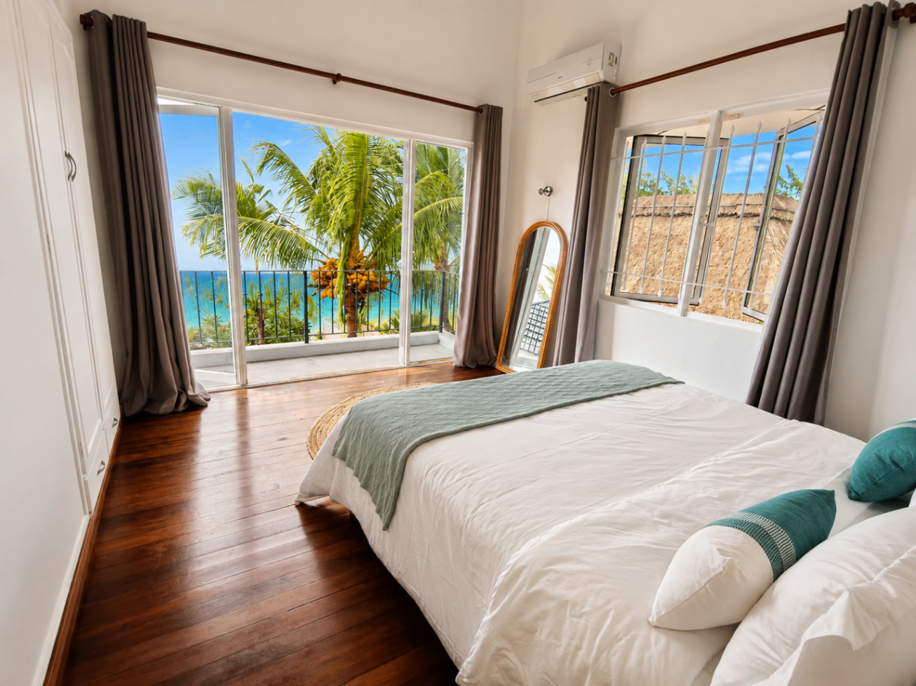 Balcony room