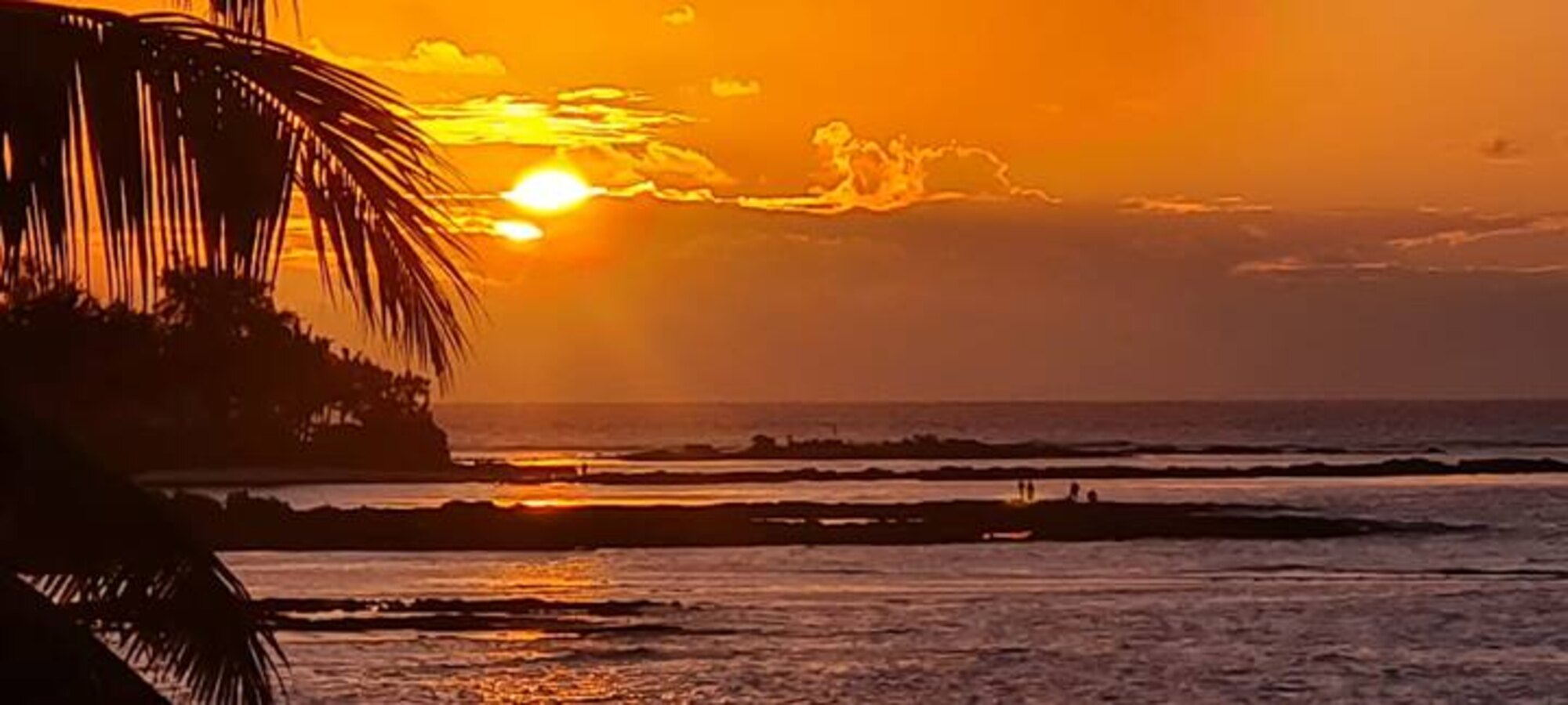Golden hour over the ocean at Lakaz Badamier